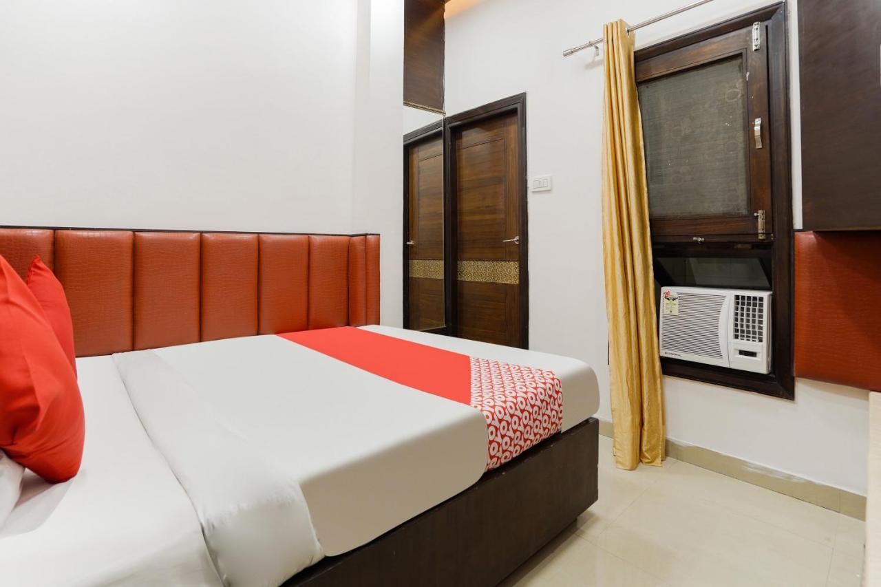 Oyo 48489 Adarsh Plaza Hotel Saharanpur Eksteriør billede