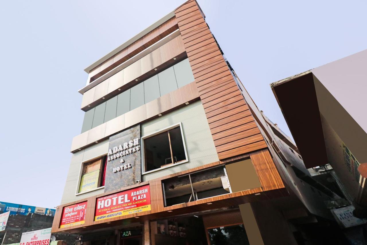Oyo 48489 Adarsh Plaza Hotel Saharanpur Eksteriør billede