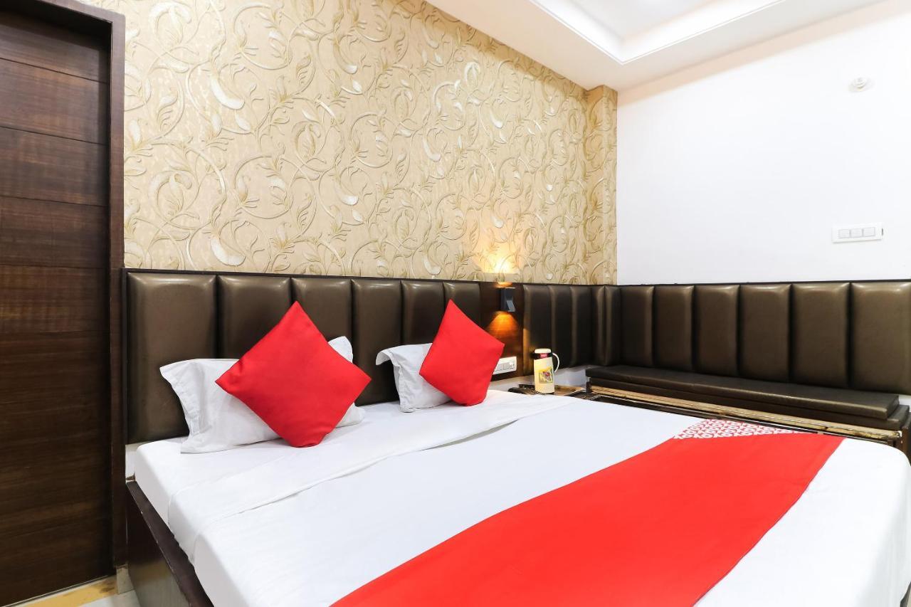 Oyo 48489 Adarsh Plaza Hotel Saharanpur Eksteriør billede